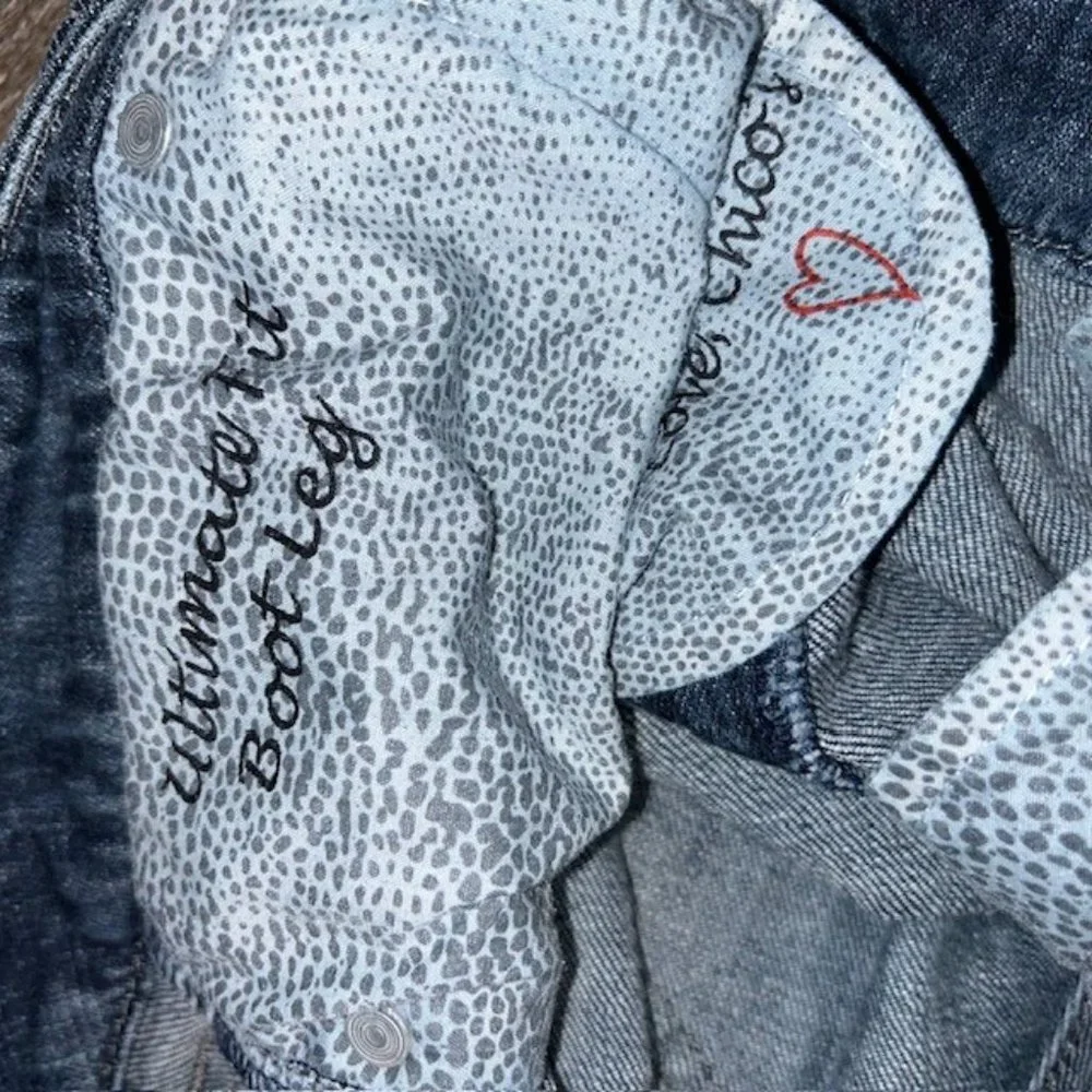 Chico's Ultimate Fit Boot Leg Medium Wash Platinum Jeans Chicos size 0.5 30x30 - Picture 4 of 6